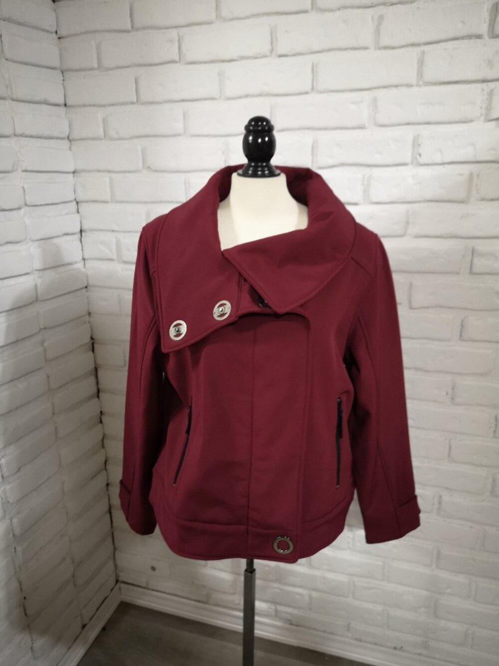 Alpinetek Ladies Size XL Burgundy Fleece Lined Zipper & Snap Closure Jacket